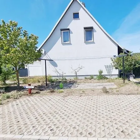 Ferienwohnung „Ostsee“ Ueber Zwei Etagen In Ueckeritz Exterior photo