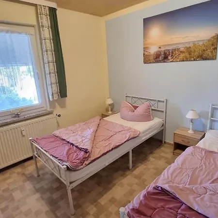 Ferienwohnung „Ostsee“ Ueber Zwei Etagen In Ueckeritz Exterior photo